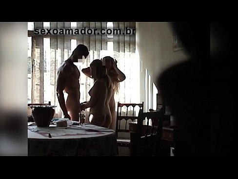 ❤️ Seksikaverit kutsuvat jättimiehen ja kolmen kimppakivaa hänen kanssaan ❤️ Seksivideo at us fi.pornokey.ru ❌️